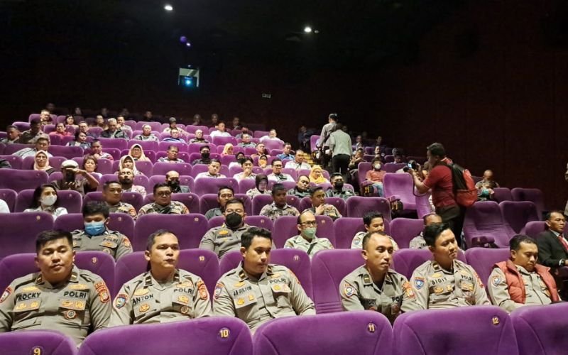 Film D Bandhit di HUT Satpam ke-42 di Djakarta Teater