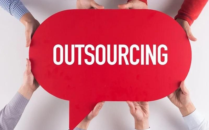 dasar hukum karyawan outsourcing