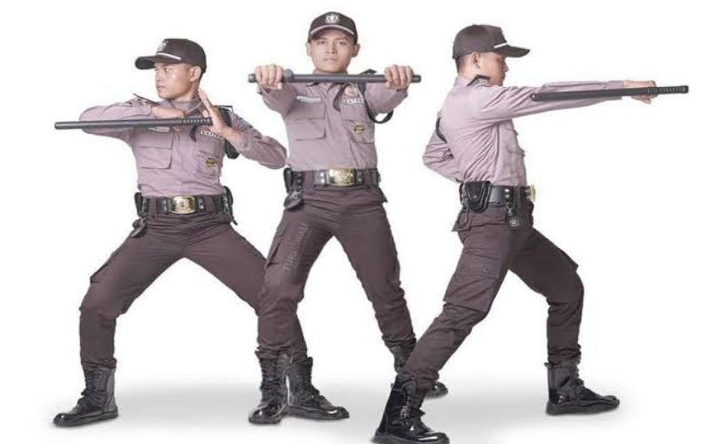 Tips tampil bugar saat bertugas