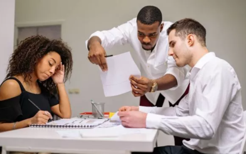 plus minus karyawan outsourcing