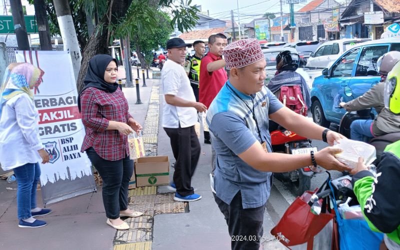 BSP berbagi takjil